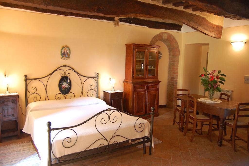 Agriturismo Casagrande Montepulciano Stazione Værelse billede